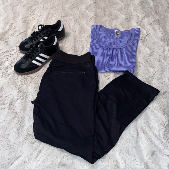 The North Face athletic two piece bundle in excellent preowned condition size M - Picture 11 of 12